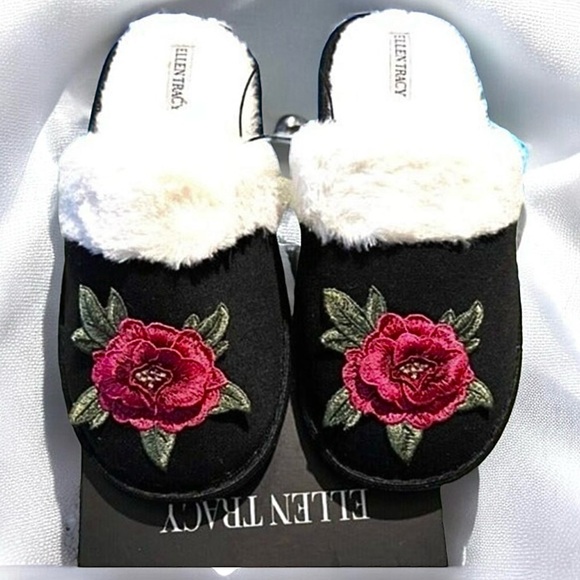 Size 7/8……Floral 3D Embroidered Soft & Warm Slippers. New…..Ellen Tracy - Picture 4 of 8